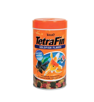 Tetrafin Goldfish Flakes Nutritionally Balanced Diet 2.2 oz